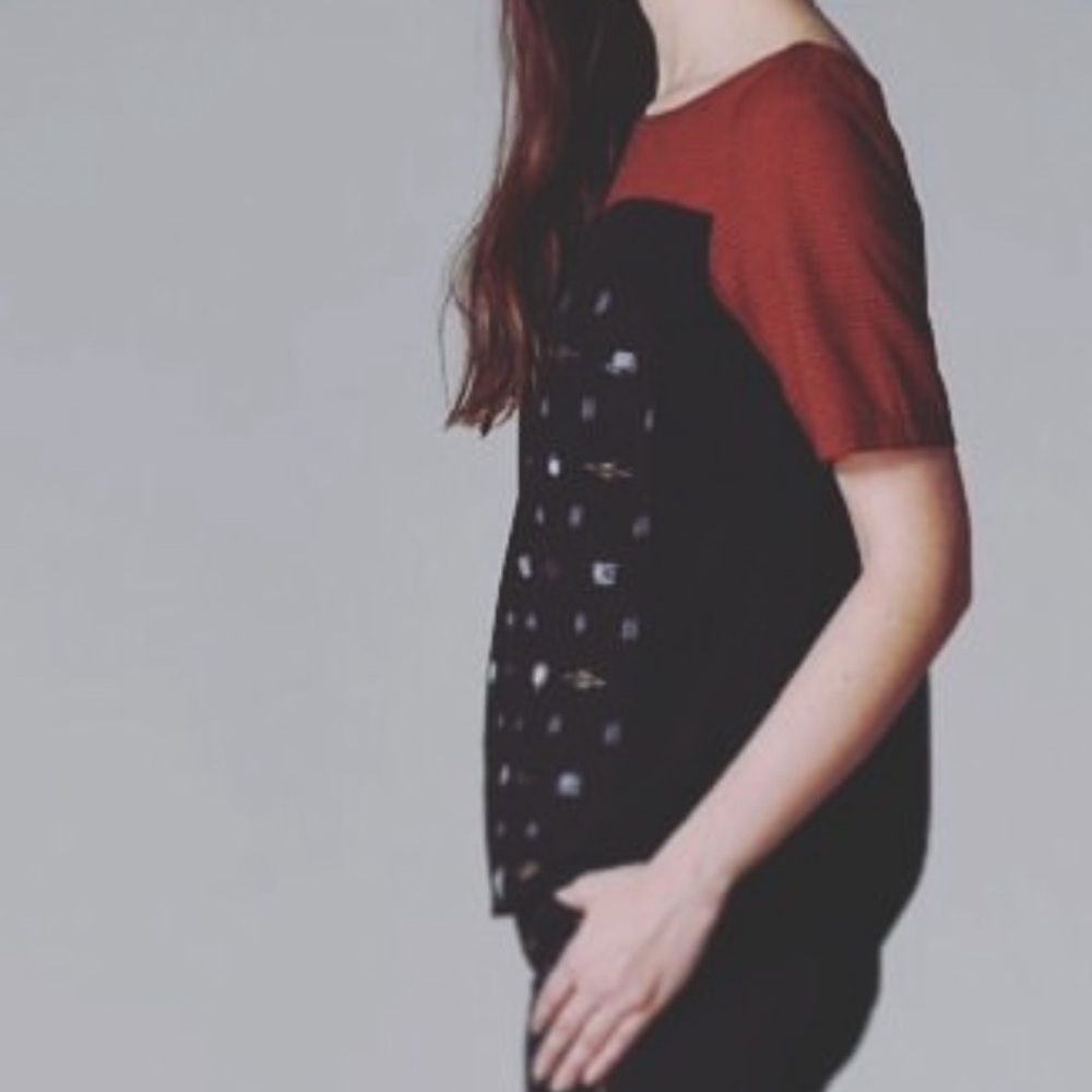 🪷5 for $25🪷   Jennifer Glasgow Petra locally and ethically made top